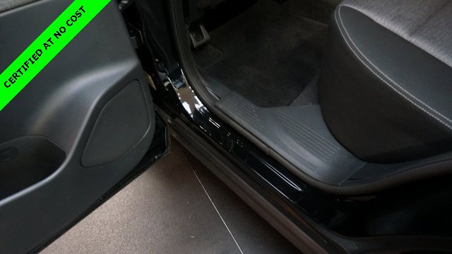 Used 2022 Nissan Rogue SV image 39