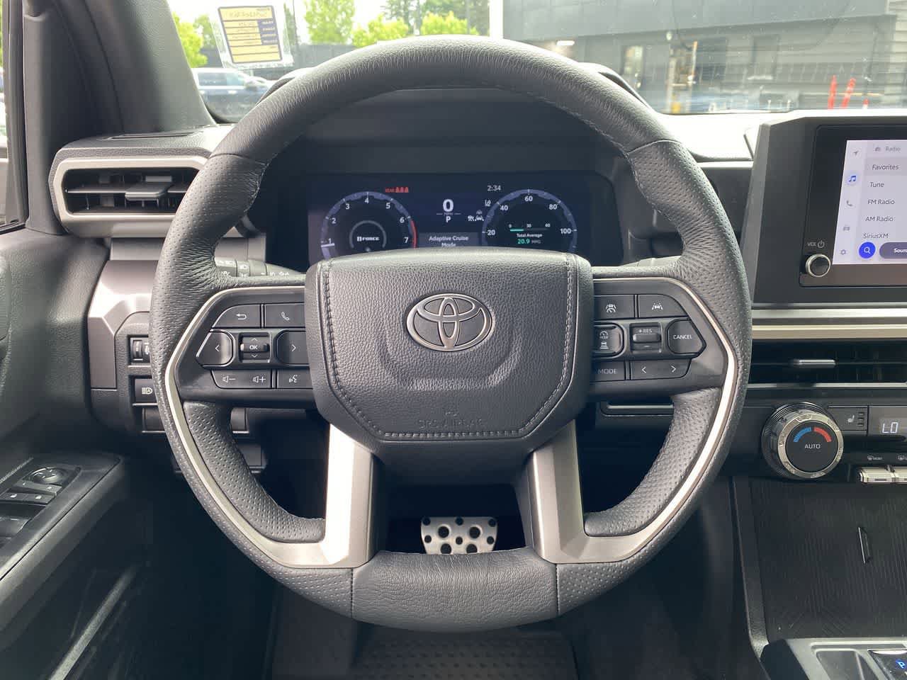 Used 2025 Toyota Tacoma TRD Sport AWD/4WD image 19