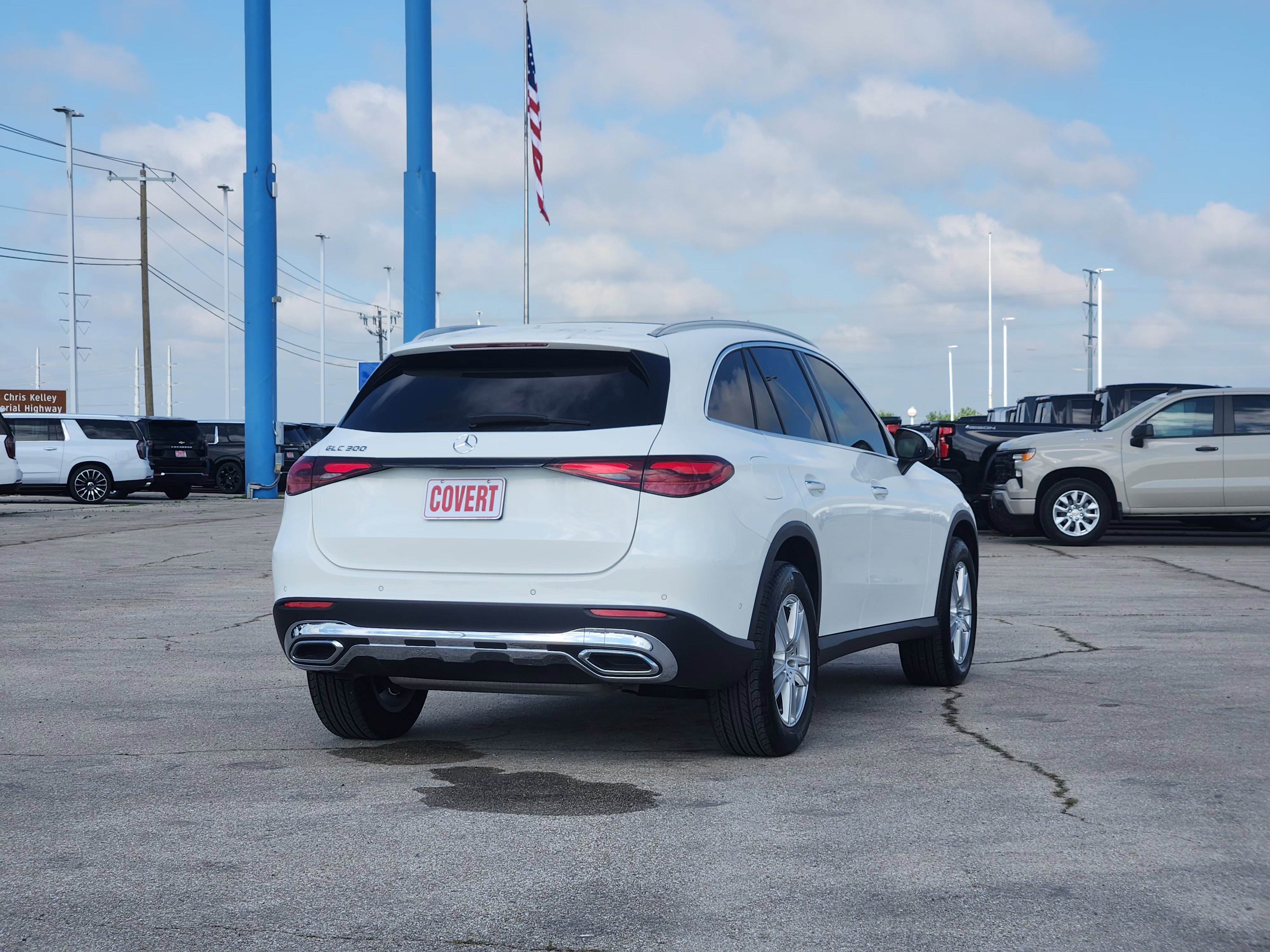 Used 2025 Mercedes-Benz GLC 300 image 7