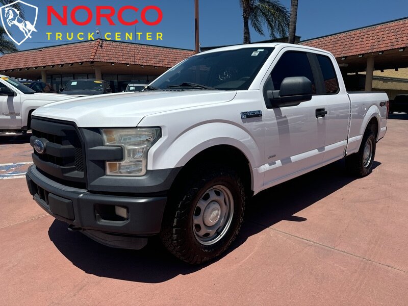 Used 2015 Ford F150 XL w/ Equipment Group 101A Mid AWD/4WD image 4