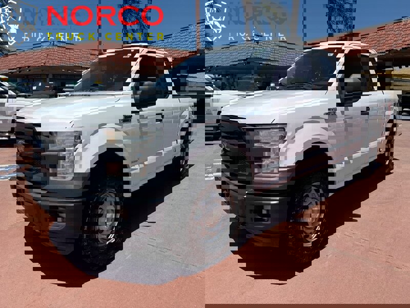 Used 2015 Ford F150 XL w/ Equipment Group 101A Mid image 4