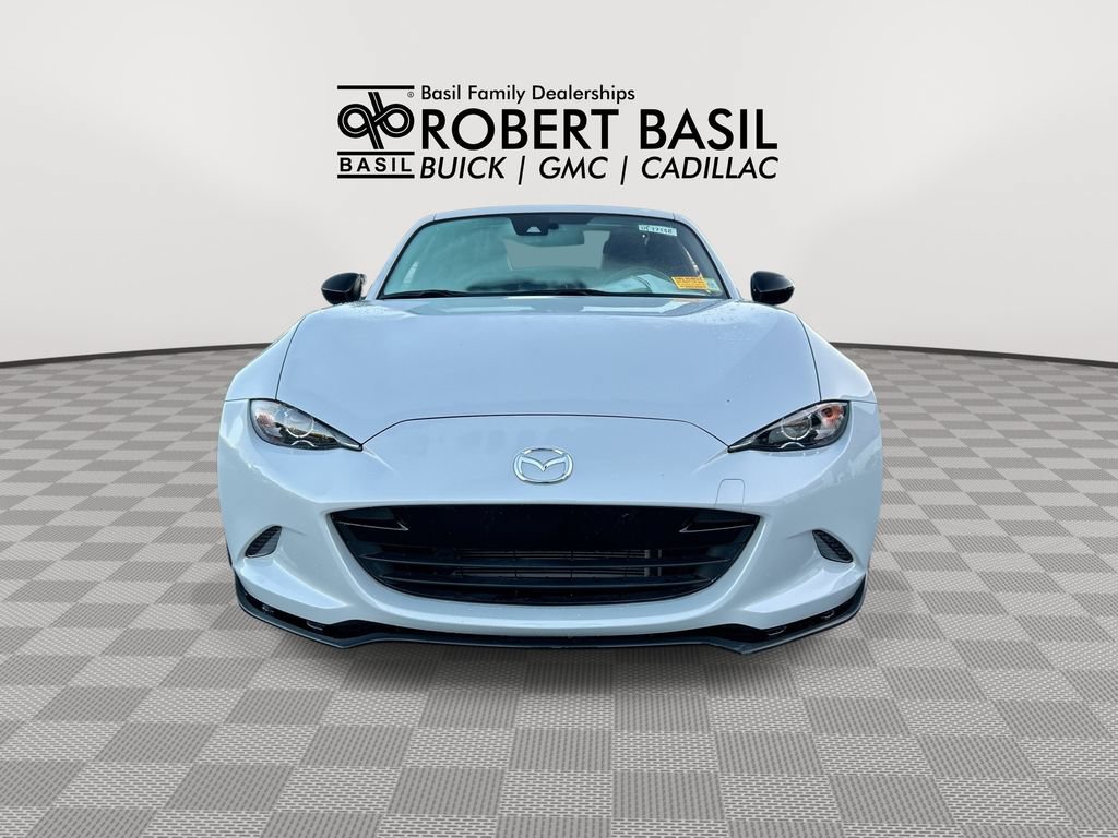 Used 2019 MAZDA MX-5 Miata RF Club w/ I-ACTIVSENSE Sport Package RWD image 3