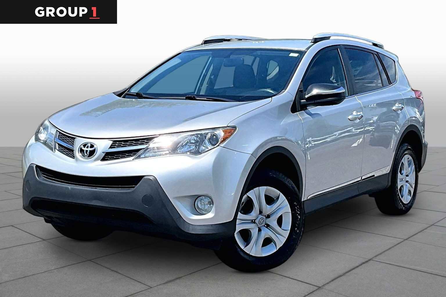 Used 2014 Toyota RAV4 LE FWD image 1
