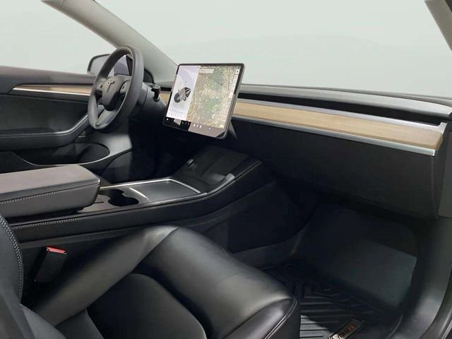 Used 2023 Tesla Model 3 Standard Range image 44