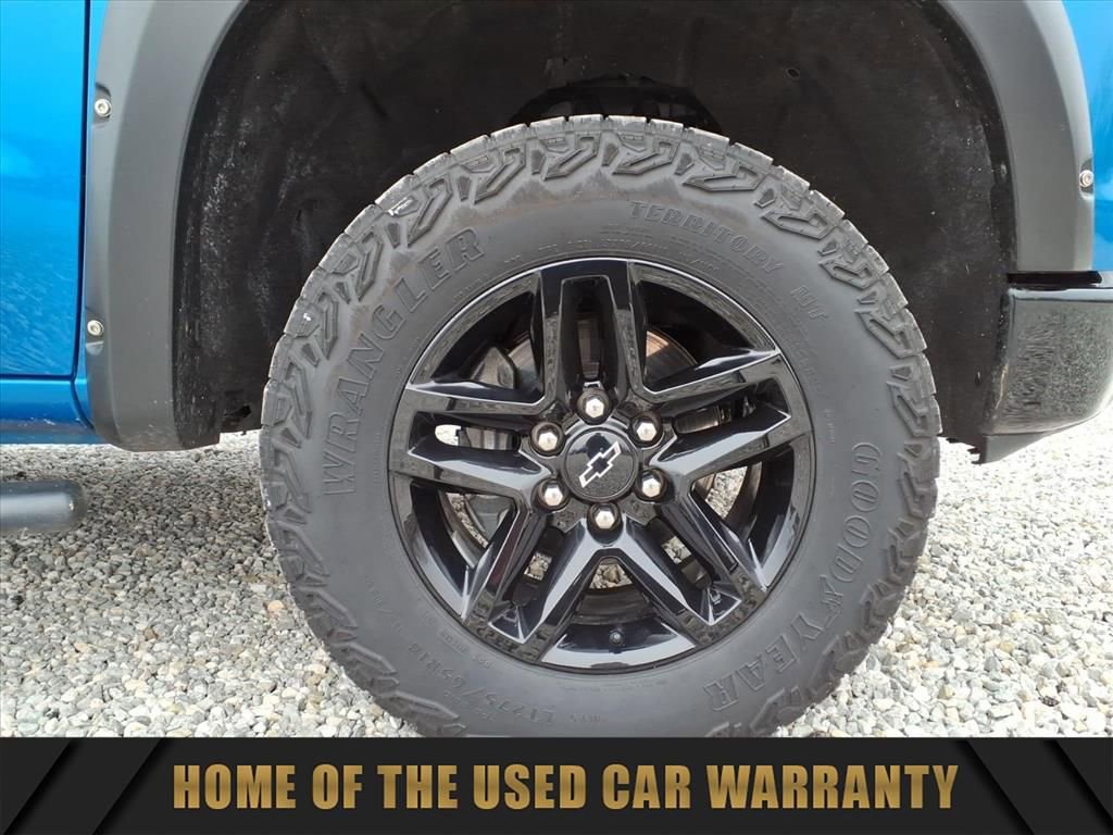 Used 2024 Chevrolet Silverado 1500 LT Trail Boss w/ Convenience Package II image 12