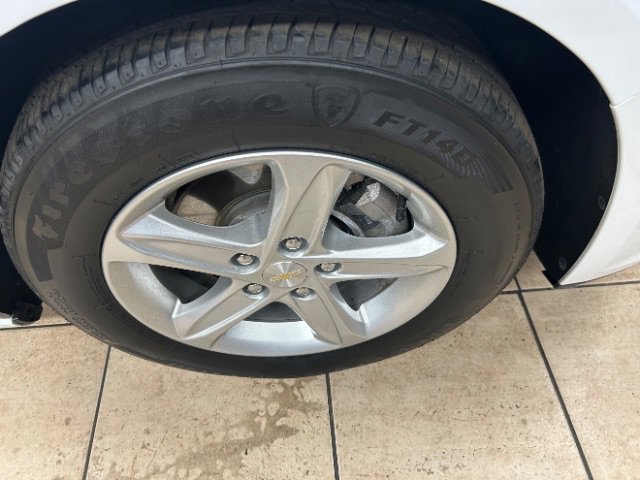 Used 2023 Chevrolet Malibu LS image 18