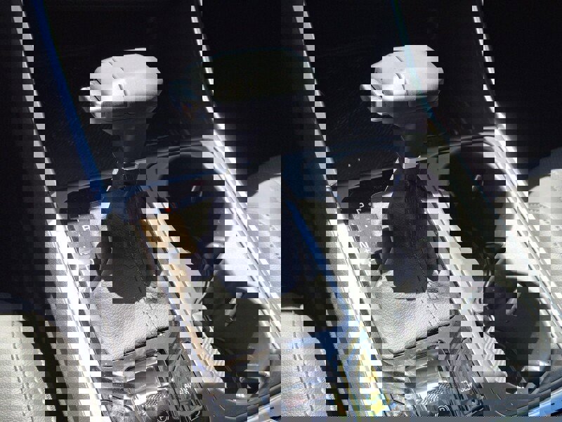 New 2025 Kia Carnival SX Prestige image 16