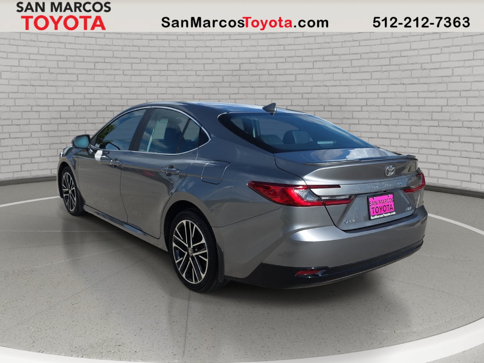 Used 2026 Toyota Camry XLE FWD image 8