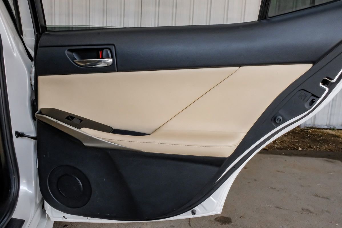 Used 2016 Lexus IS 200t RWD image 47