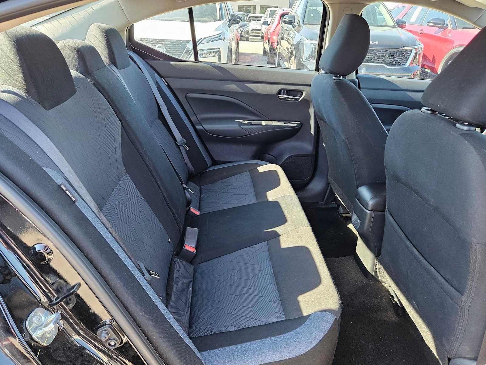 Used 2025 Nissan Versa SV FWD image 17
