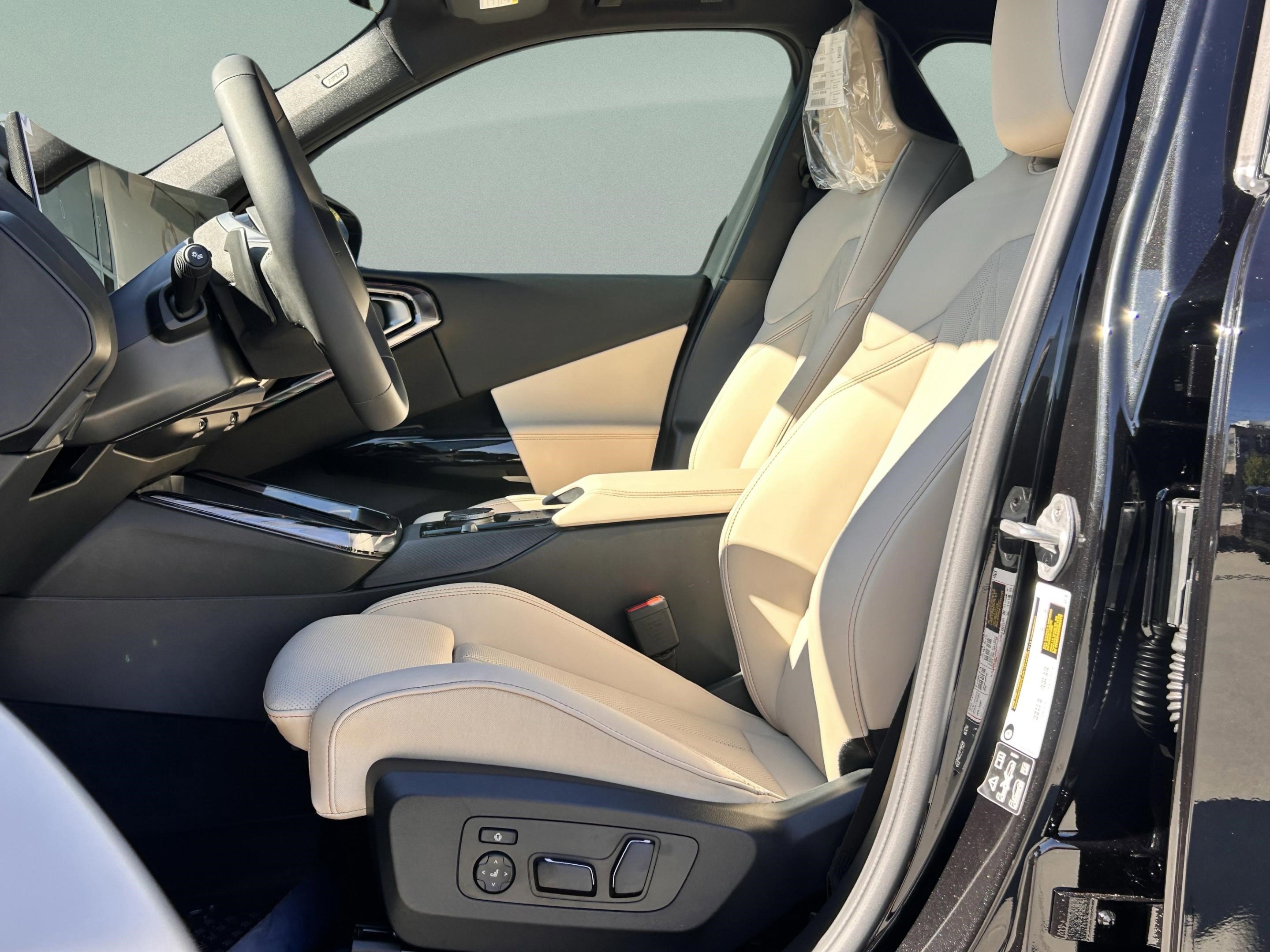 Used 2026 BMW X3 xDrive30 w/ Premium Package image 18