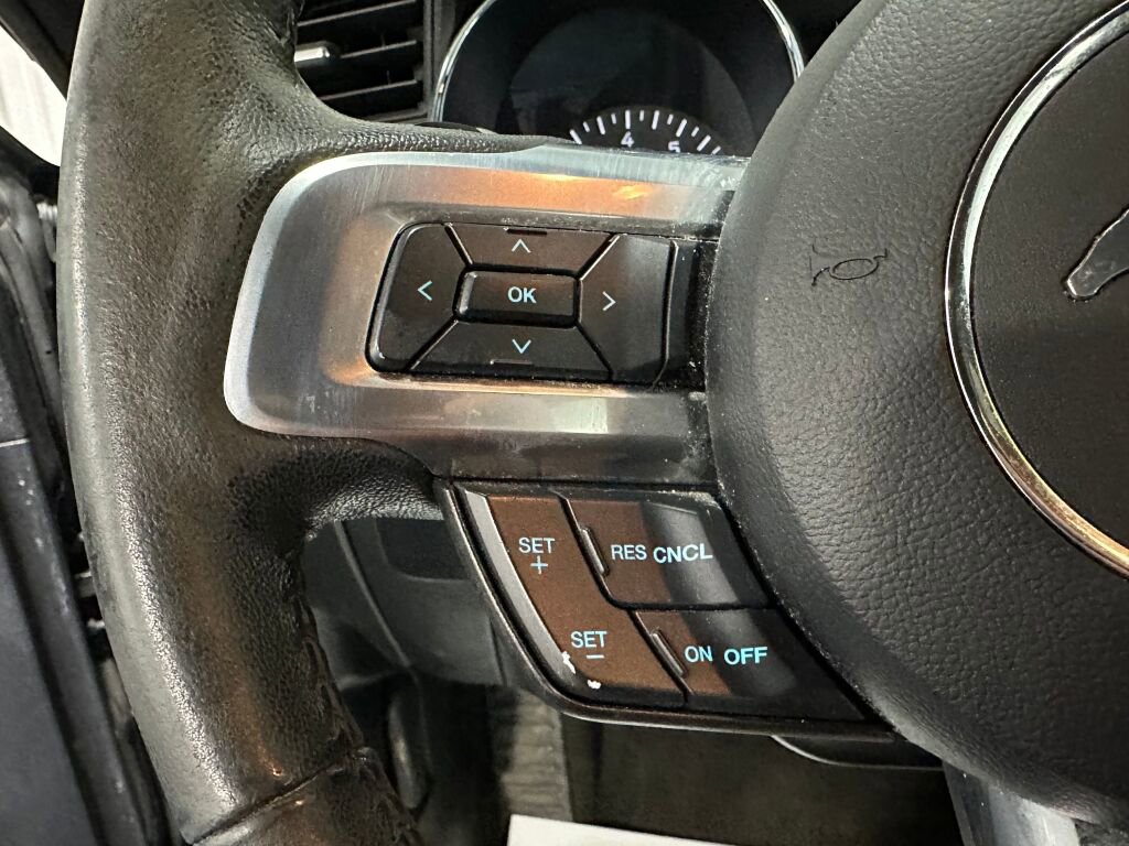 Used 2016 Ford Mustang Convertible image 12