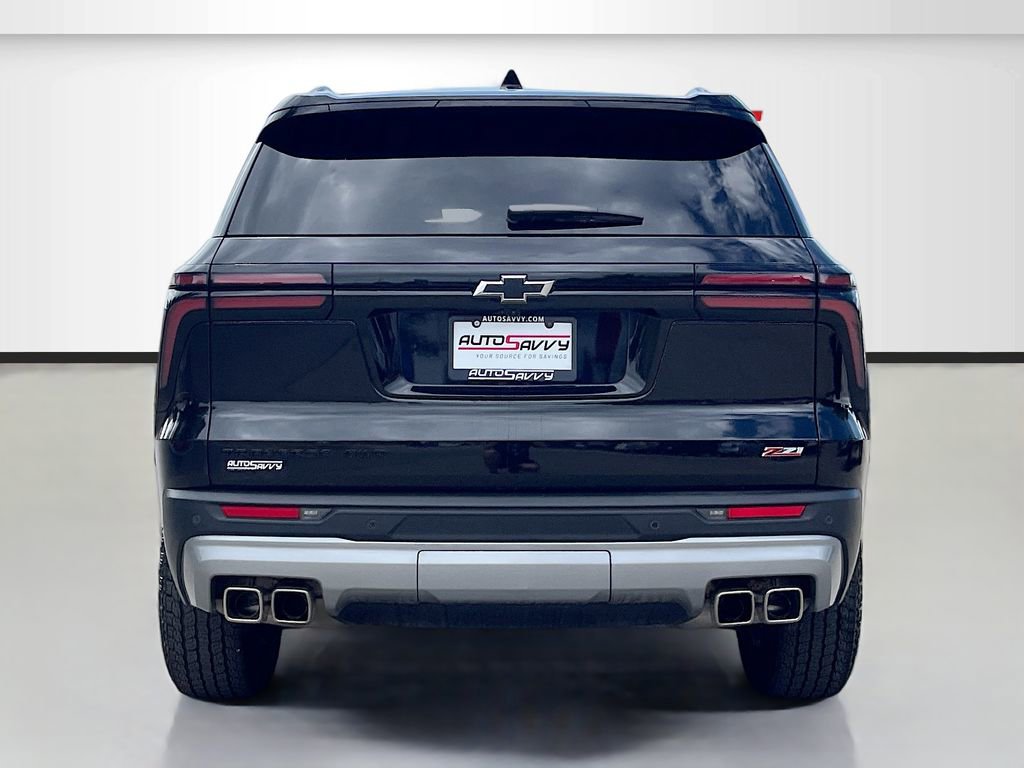 Used 2024 Chevrolet Traverse Z71 image 6