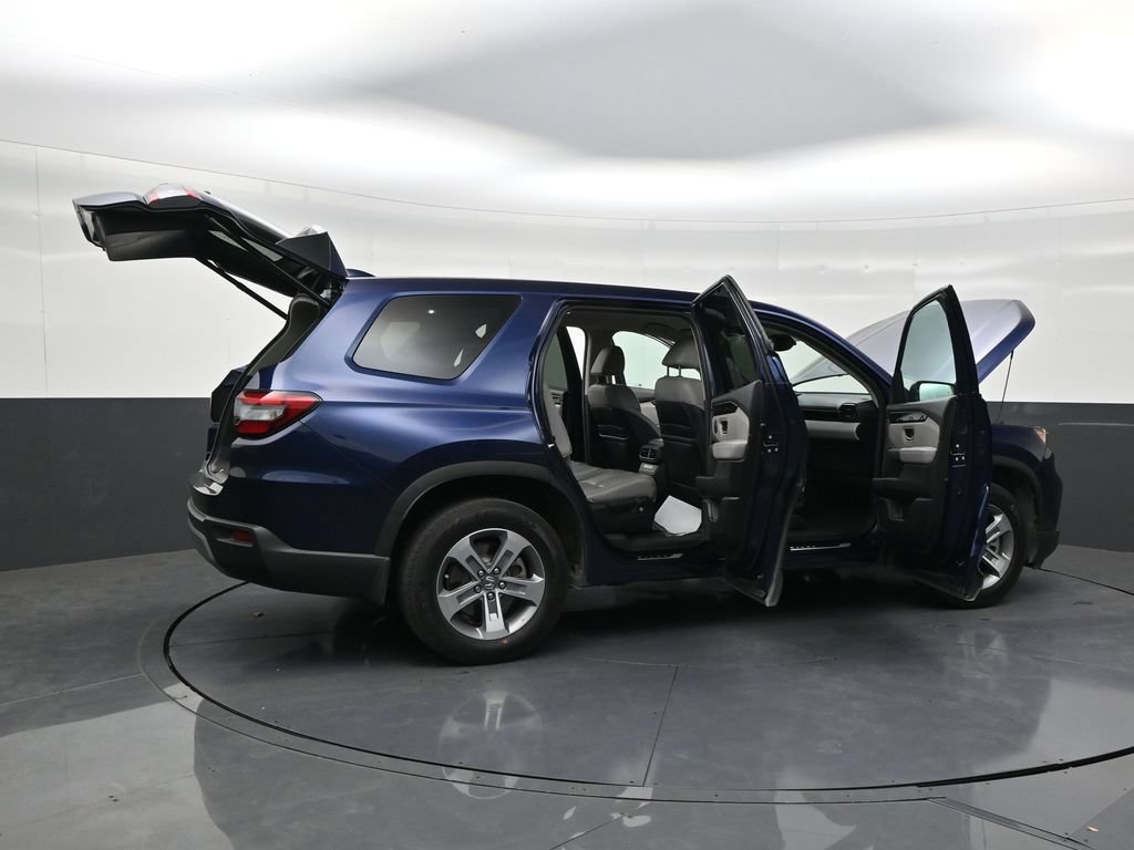 Used 2025 Honda Pilot EX-L image 26