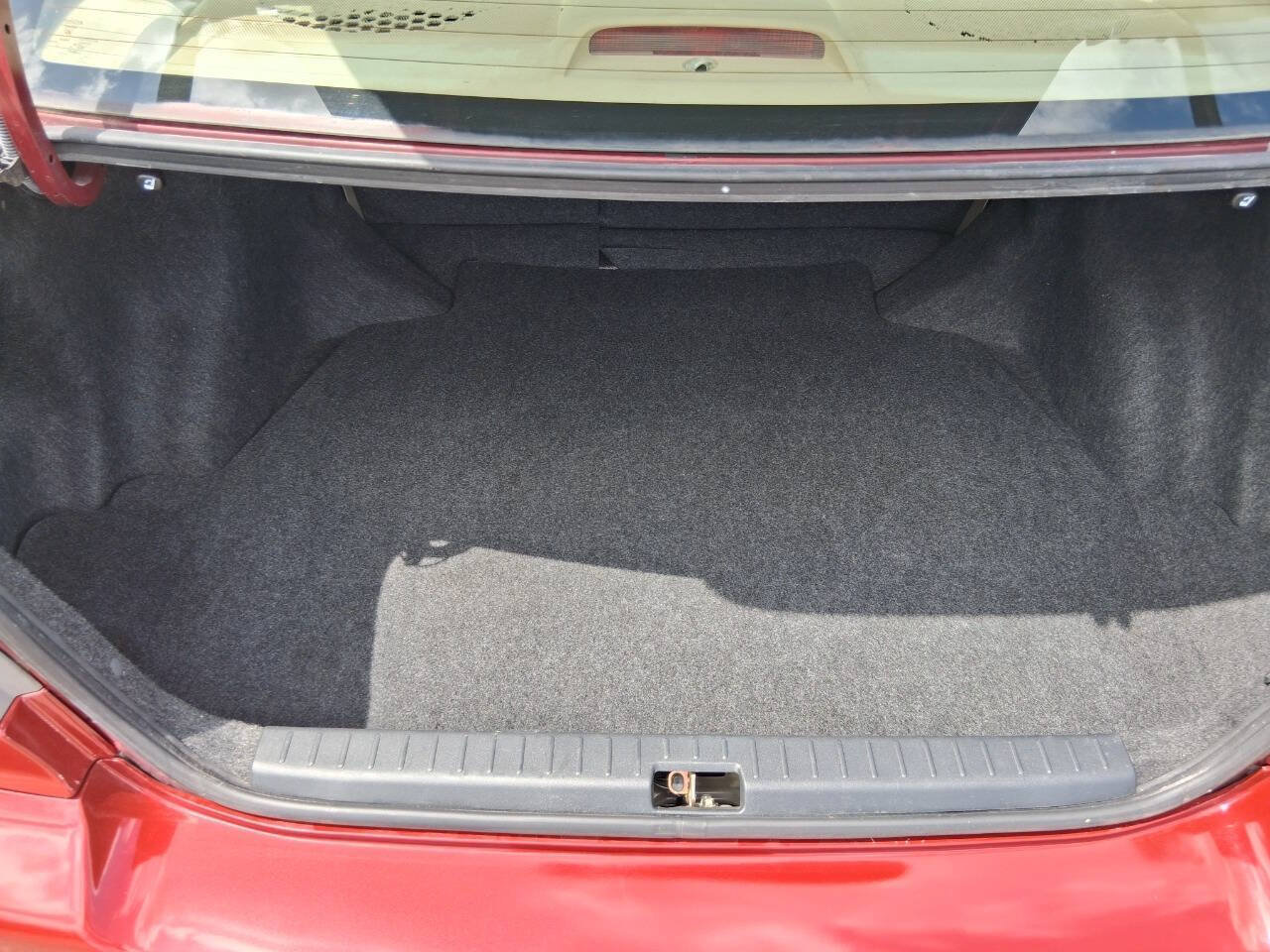 Used 2005 Toyota Corolla CE FWD image 18
