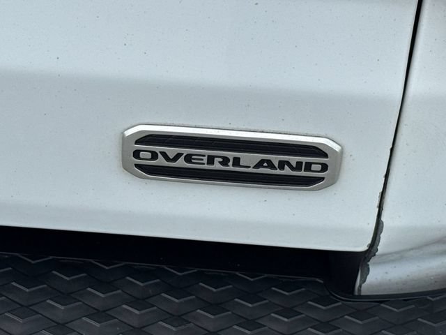 Used 2022 Jeep Gladiator Overland w/ Popular Equipment Package AWD/4WD image 9