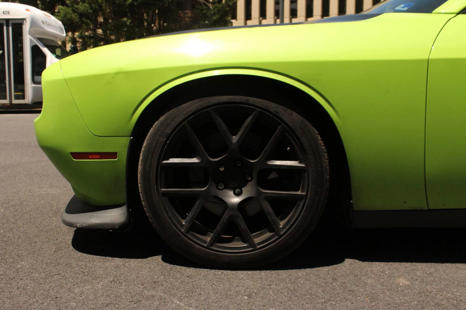 Used 2015 Dodge Challenger R/T Scat Pack w/ Scat Pack Appearance Package RWD image 11