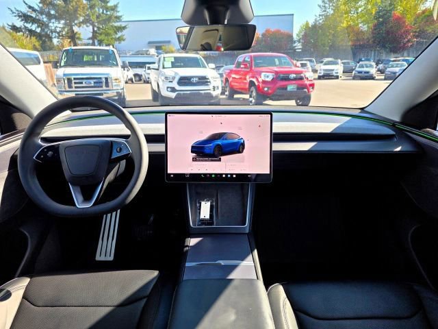 Used 2026 Tesla Model Y AWD image 11