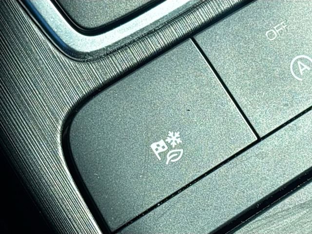 Used 2024 Ford Escape Active w/ Cold Weather Package image 28