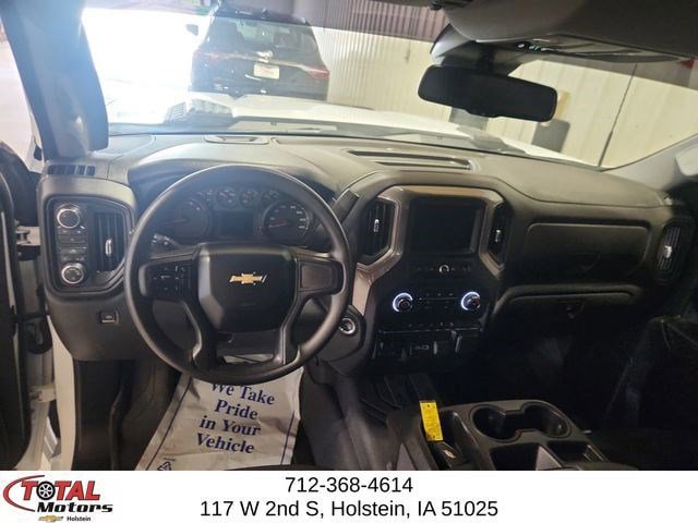 Used 2024 Chevrolet Silverado 2500 Custom w/ Custom Convenience Package image 14