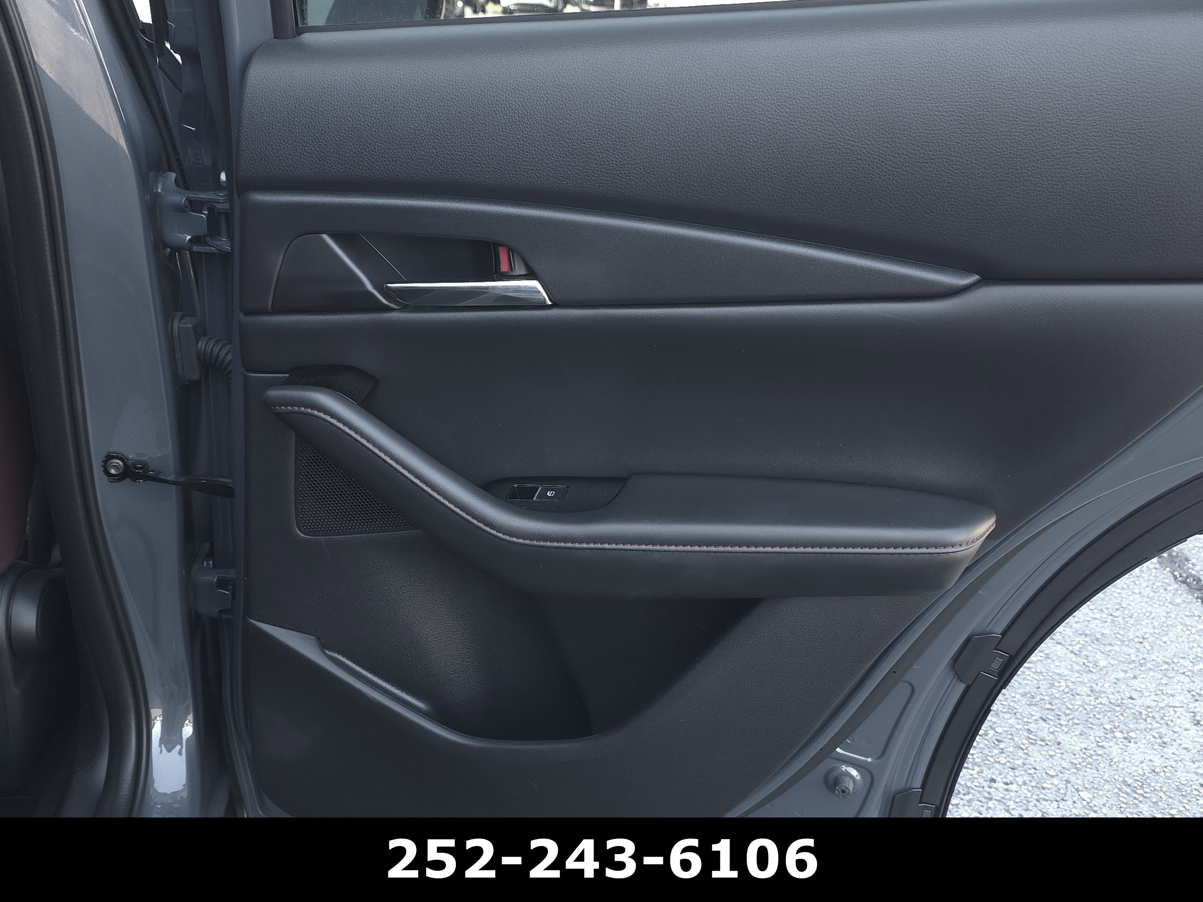 Used 2024 MAZDA CX-30 AWD 2.5 S w/ Preferred Package image 35