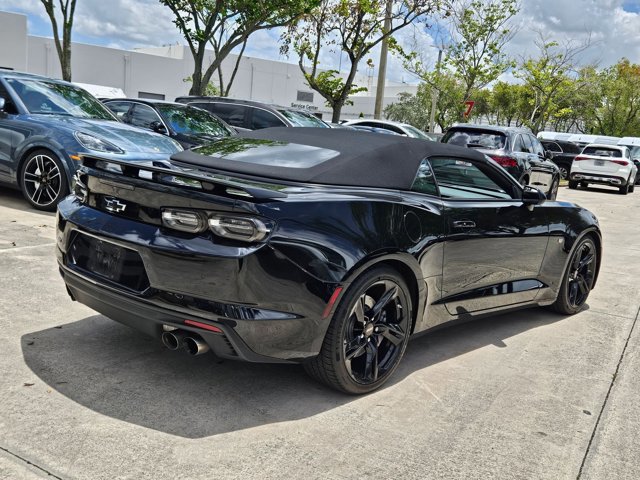 Used 2019 Chevrolet Camaro SS RWD image 5