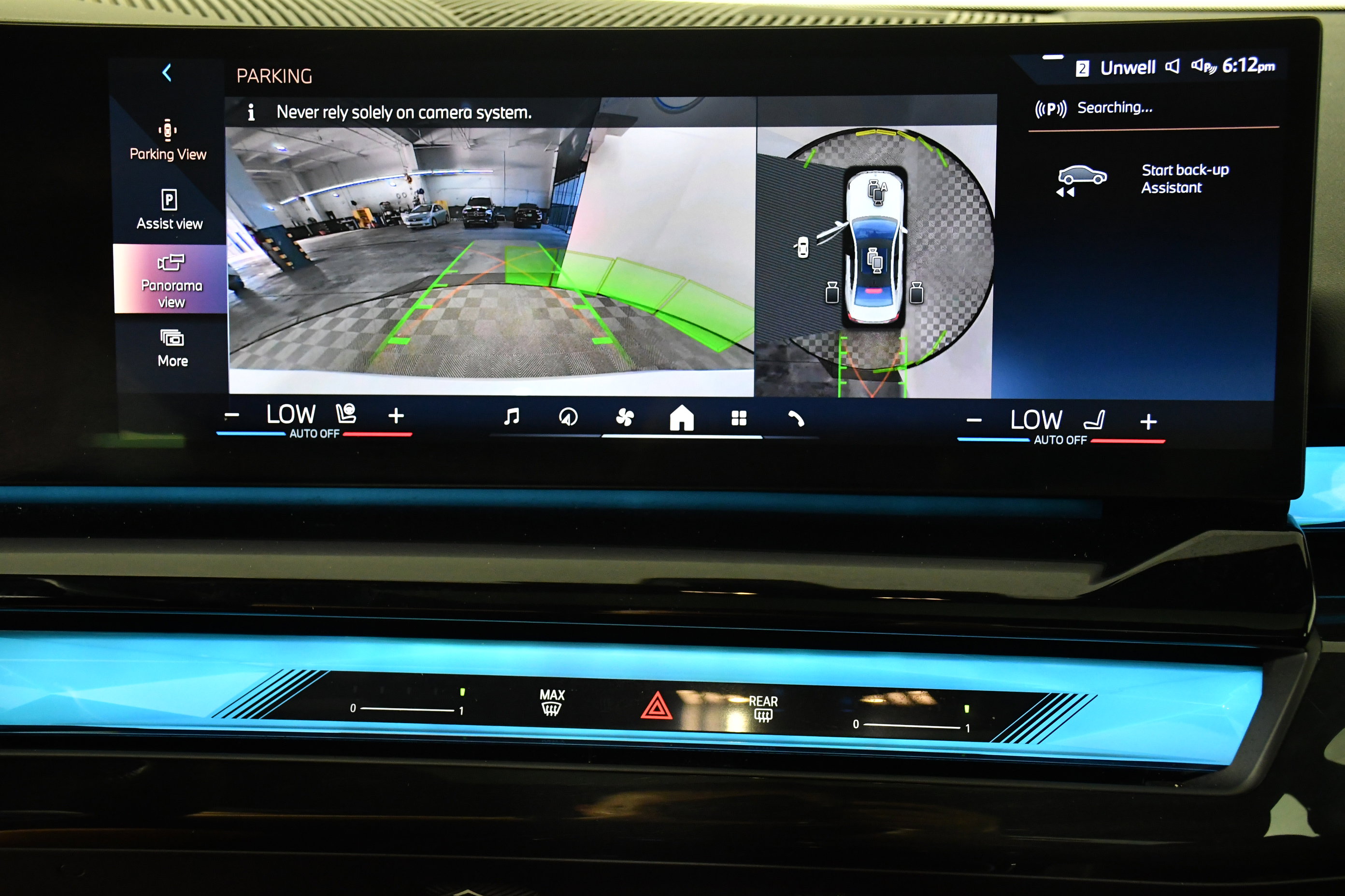 Used 2025 BMW i5 eDrive40i image 17