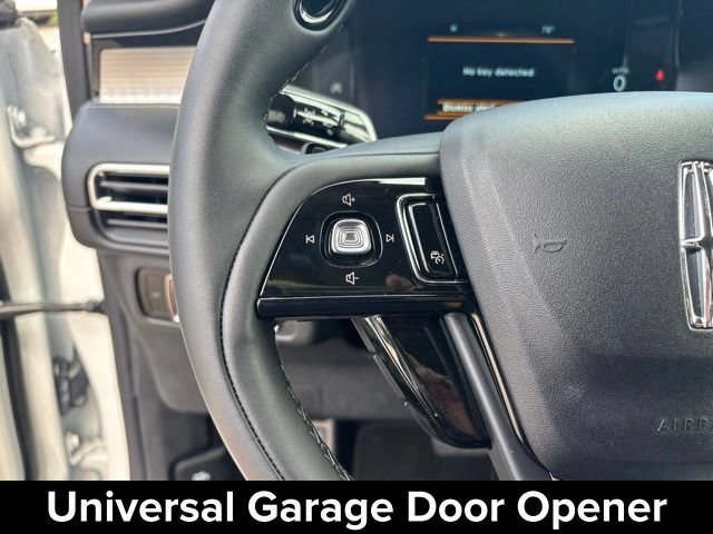 Used 2026 Lincoln Corsair Premiere AWD/4WD image 17