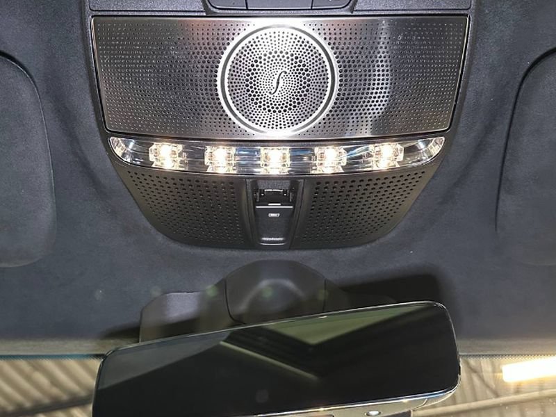 Used 2024 Mercedes-Benz G 63 AMG 4MATIC w/ Seat Comfort Package image 38