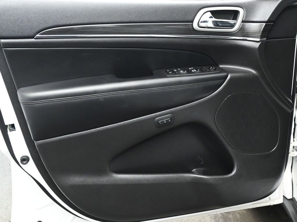 Used 2021 Jeep Grand Cherokee Limited w/ Premium Lighting Group image 10