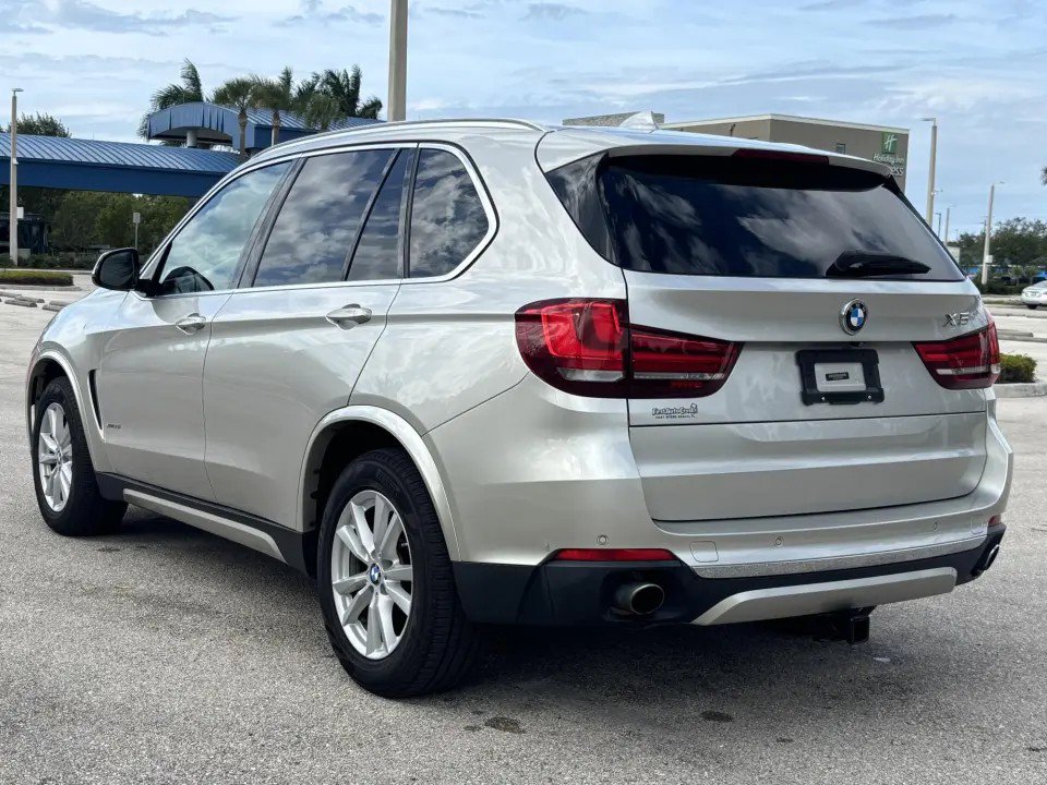 Used 2015 BMW X5 xDrive35i w/ Premium Package AWD/4WD image 12