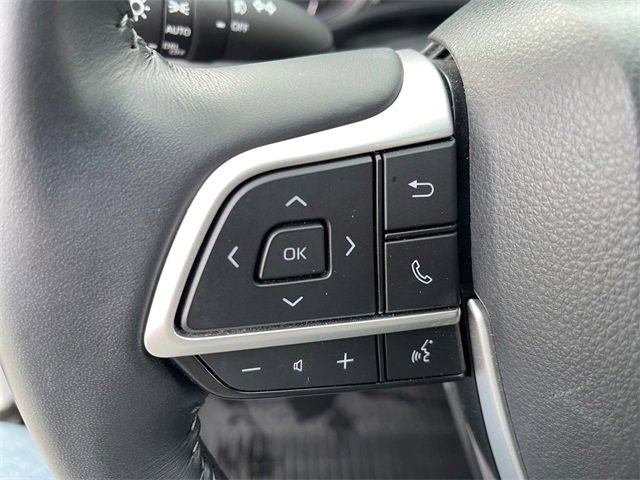 Used 2023 Toyota Highlander XLE image 33