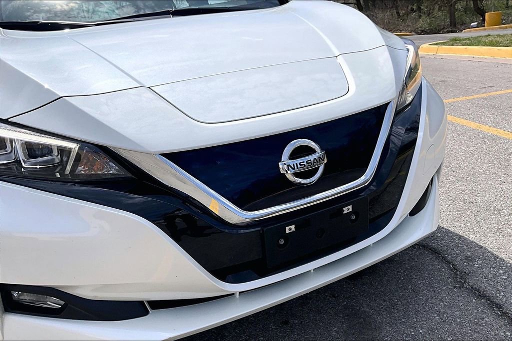 Used 2019 Nissan Leaf SV w/ SV Technology Package FWD image 27