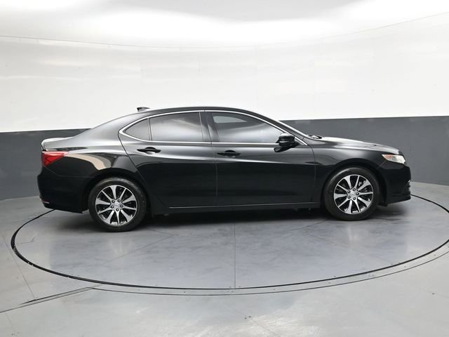 Used 2017 Acura TLX FWD image 3