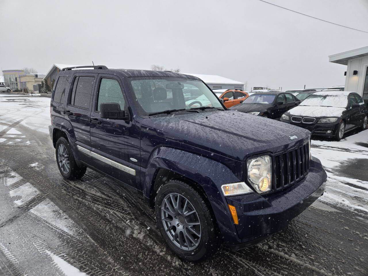 Used 2012 Jeep Liberty Sport image 9