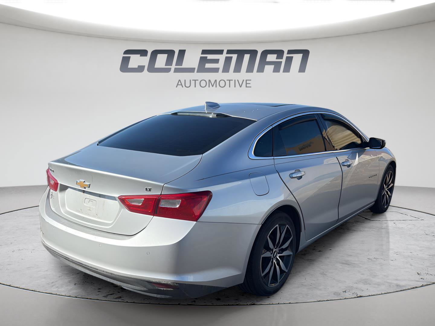 Used 2016 Chevrolet Malibu LT w/ Leather Package image 4