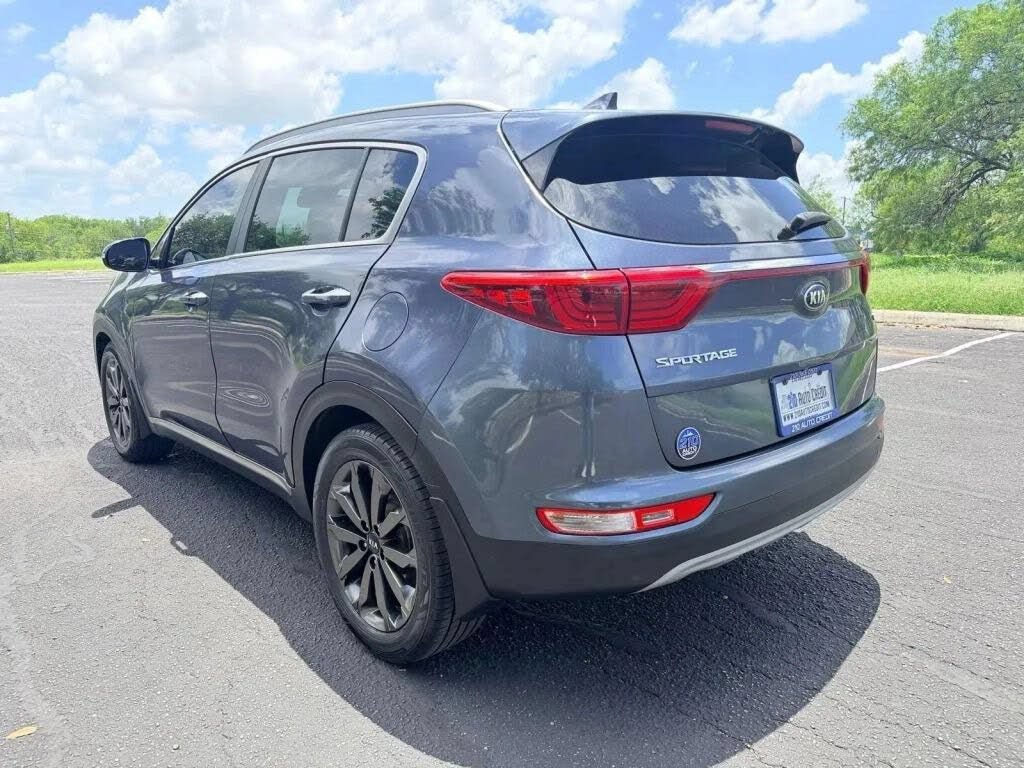 Used 2019 Kia Sportage EX w/ EX Sport Appearance Package FWD image 5