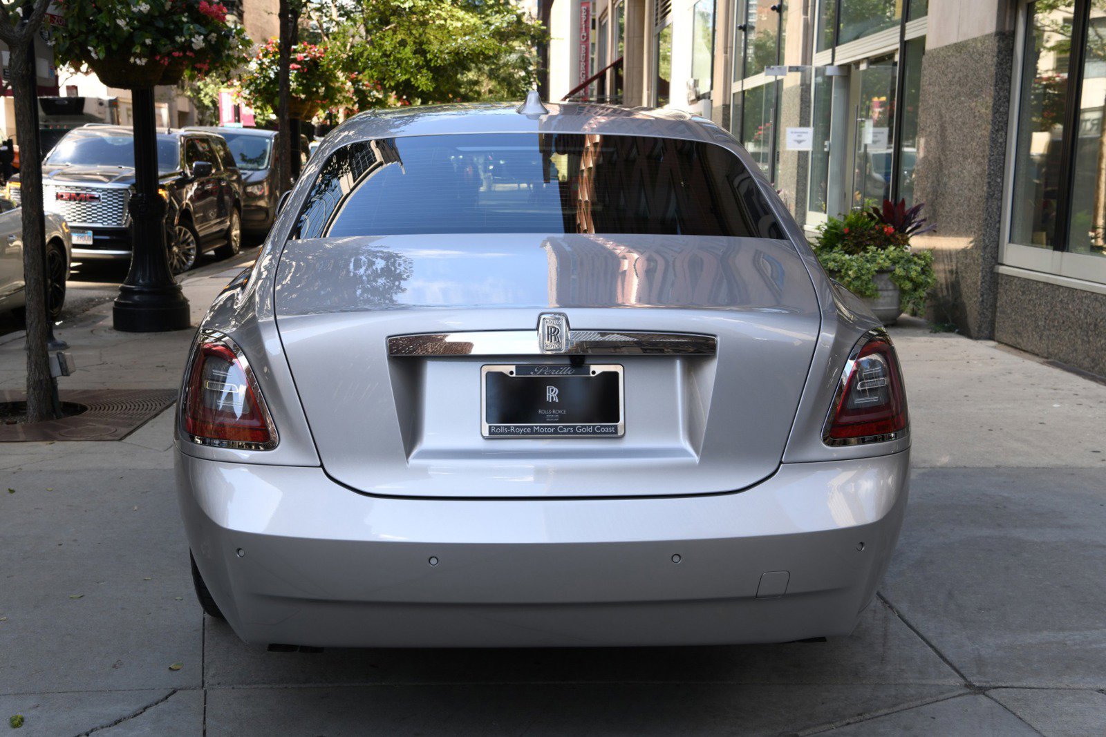 Used 2022 Rolls-Royce Ghost w/ Ghost Package image 5