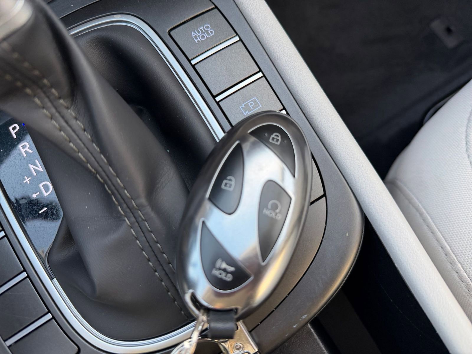 Used 2025 Hyundai Kona SEL image 22