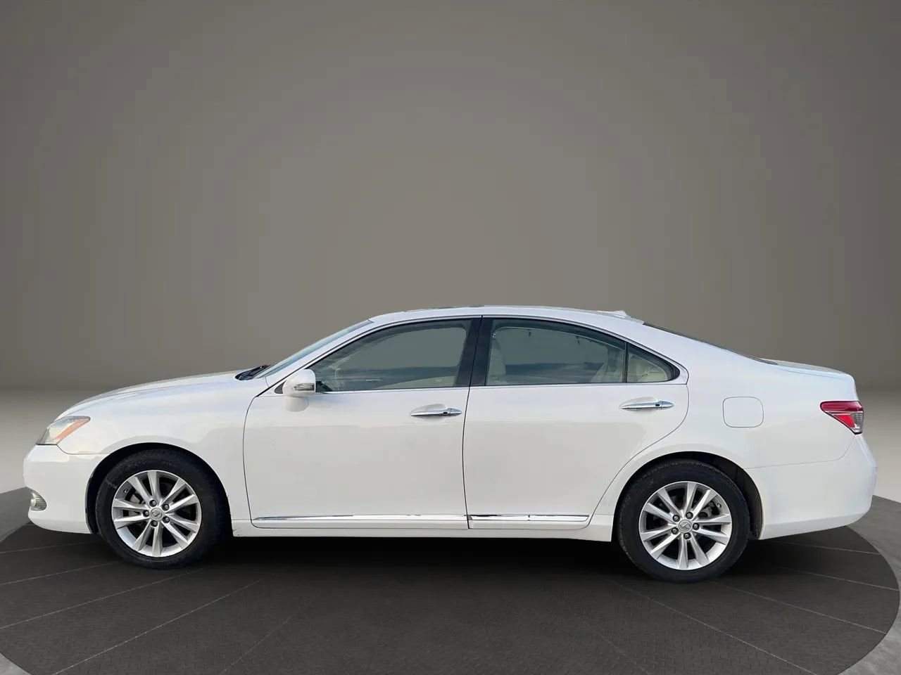 Used 2010 Lexus ES 350 ES 350 Sedan 4D FWD image 21