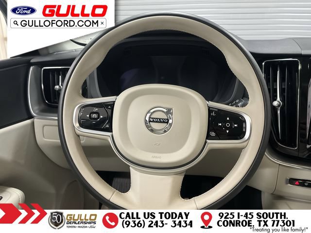 Used 2025 Volvo XC60 B5 Core AWD/4WD image 12