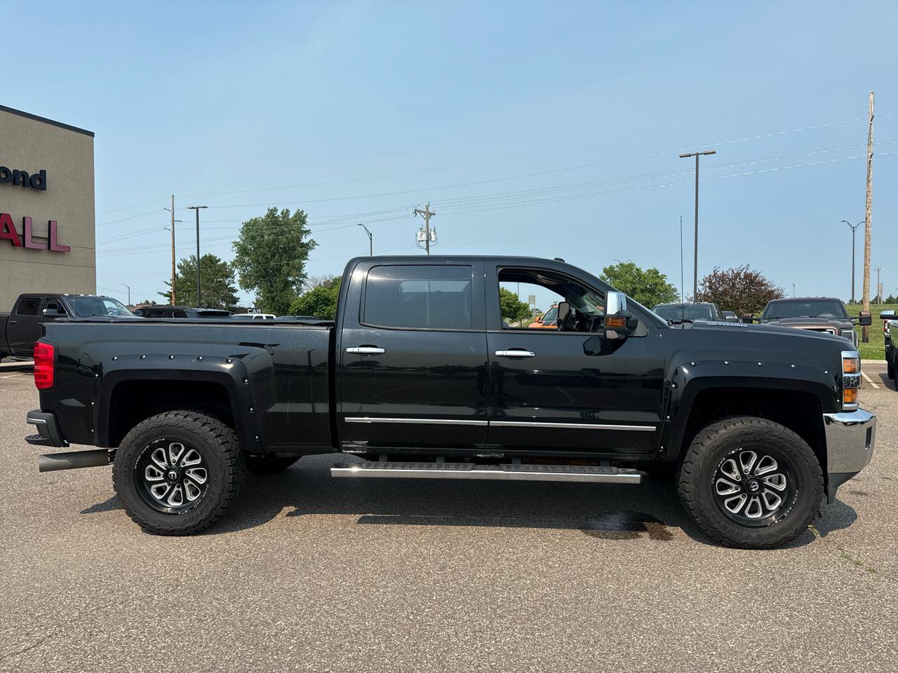 Used 2015 Chevrolet Silverado 2500 LTZ w/ Duramax Plus Package AWD/4WD image 6