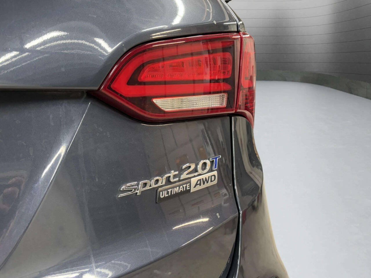 Used 2017 Hyundai Santa Fe Sport w/ 2.0T Ultimate Tech Package 05 AWD/4WD image 6