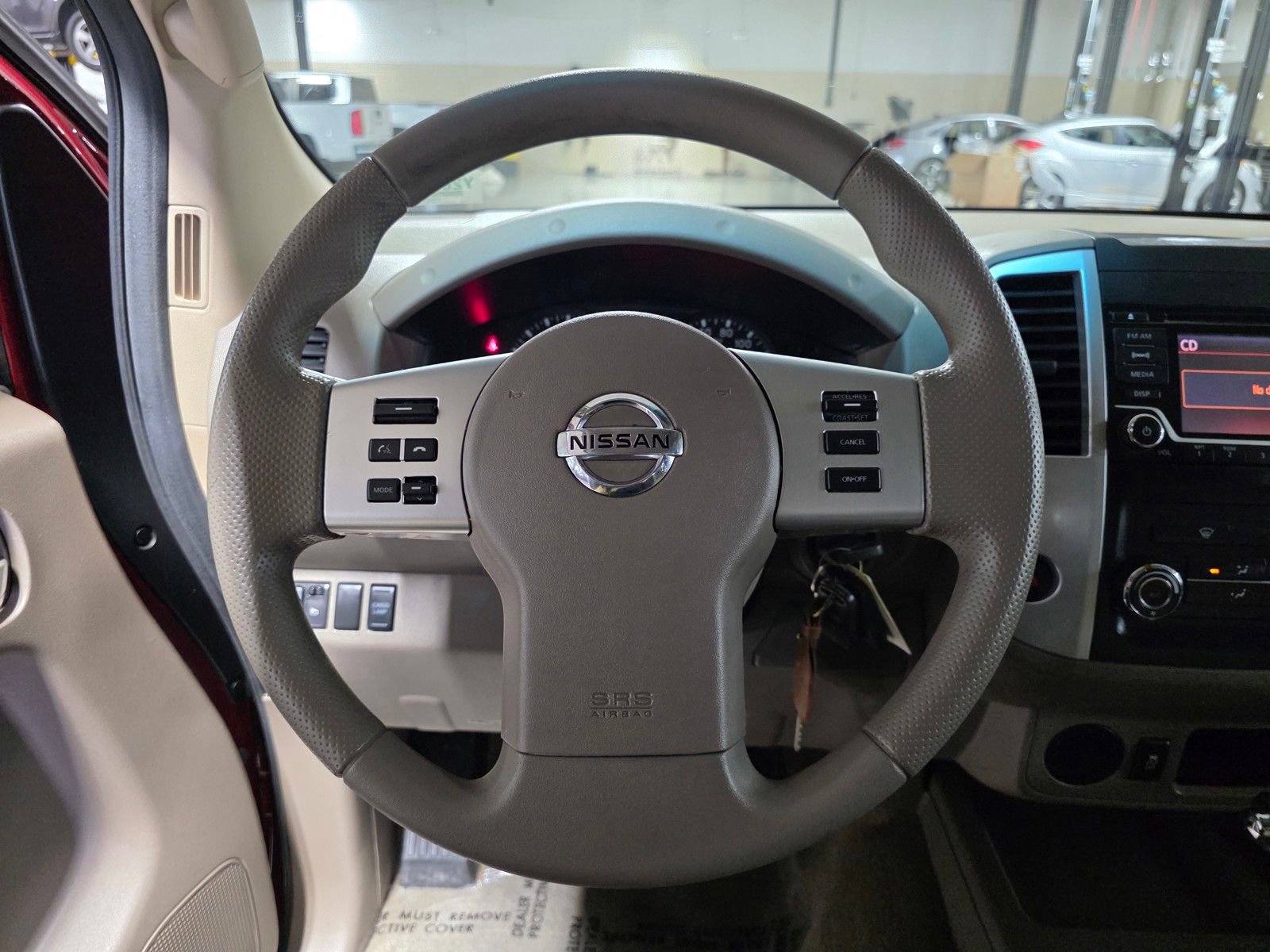 Used 2015 Nissan Frontier SV RWD image 27