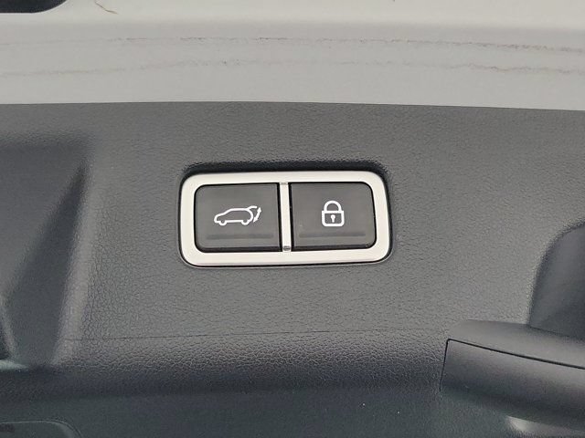 Used 2023 Kia Sorento SX AWD/4WD image 12
