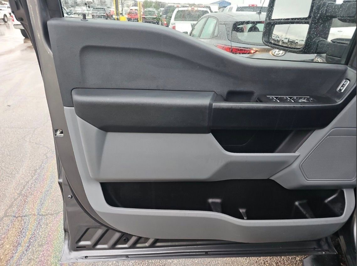 Used 2025 Ford F350 XL w/ 360-Degree Camera Package image 15