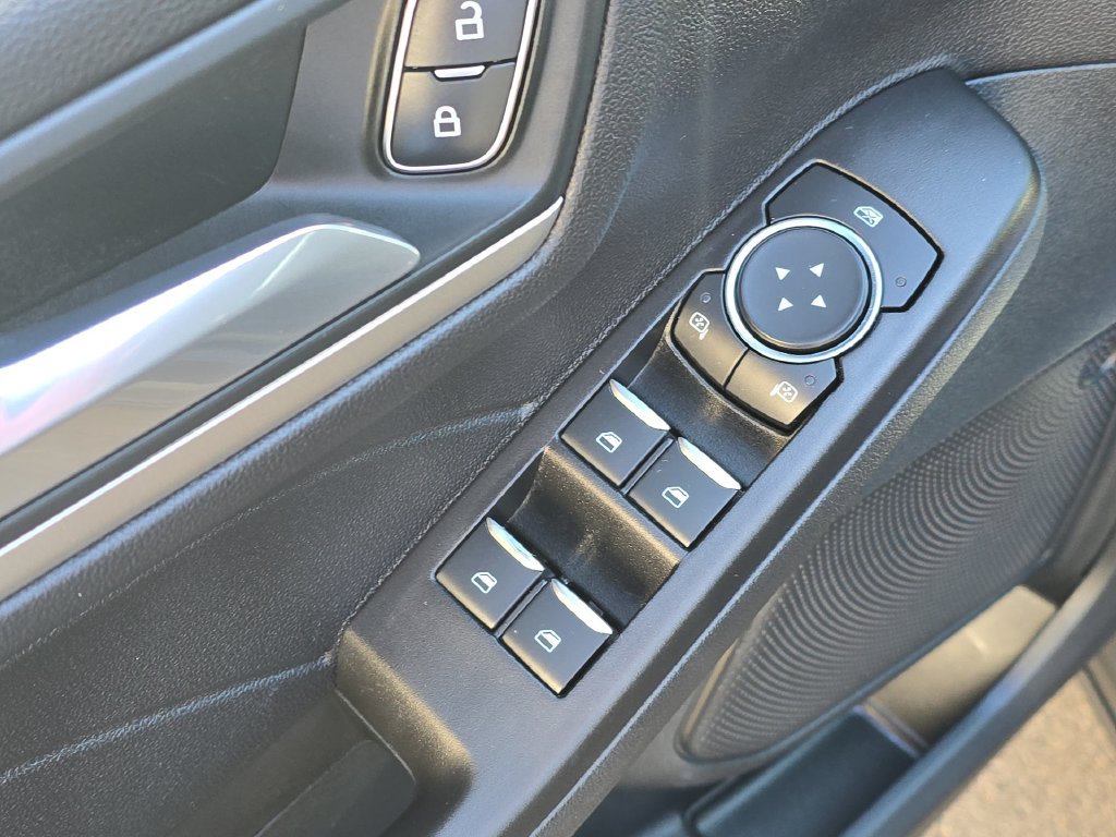 Used 2021 Ford Escape SE w/ SE Sport Appearance Package FWD image 13