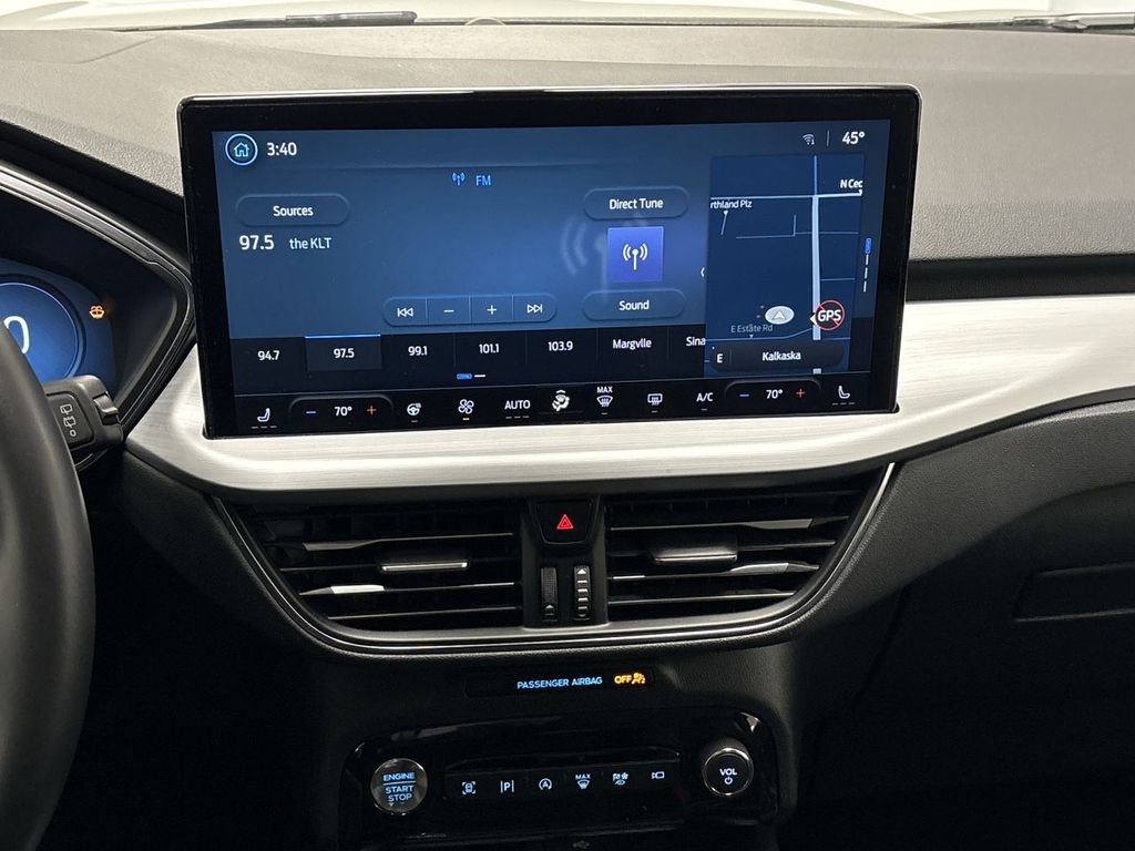 Used 2024 Ford Escape Platinum image 33