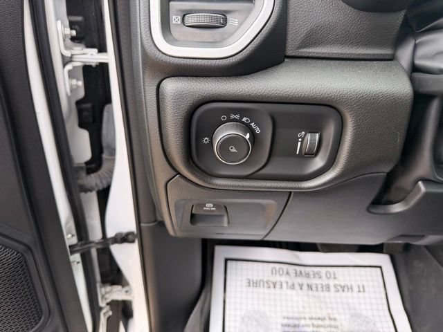 Used 2023 RAM 1500 Big Horn AWD/4WD image 21