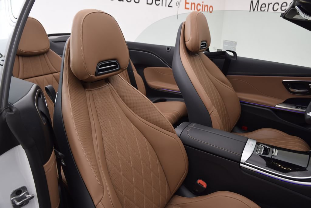 Certified 2026 Mercedes-Benz CLE 450 4MATIC Cabriolet image 36